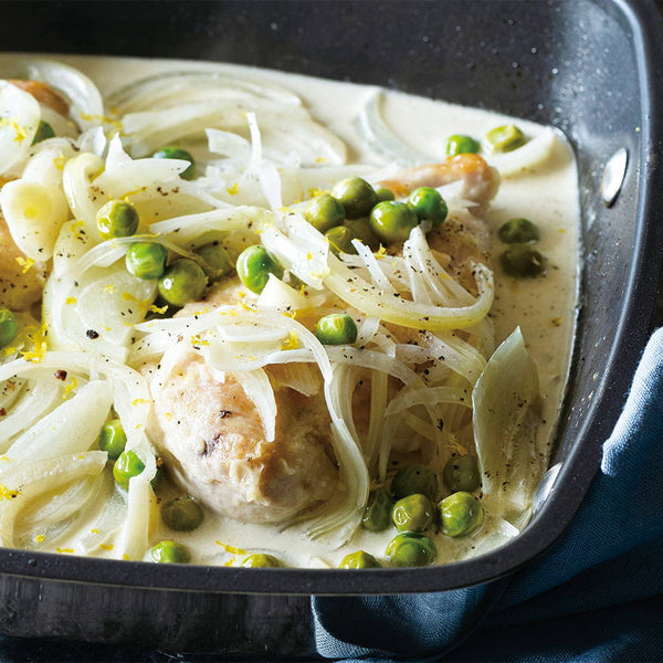 スクエアグリルパンで「鶏胸肉とグリンピースのレモンクリームソース