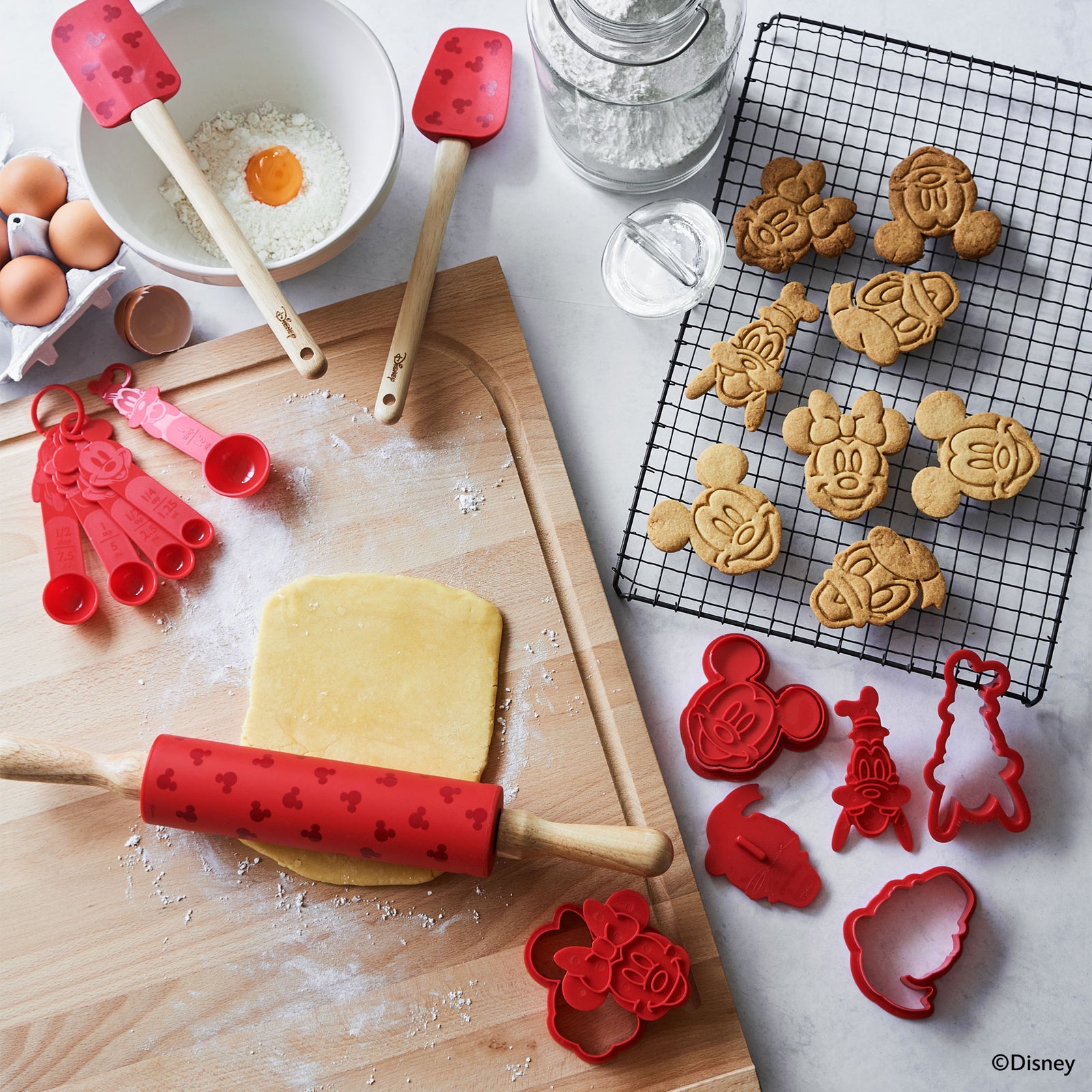 Cookie Cutter Set (4 characters assorted) クッキーカッター – MEYER | マイヤージャパン