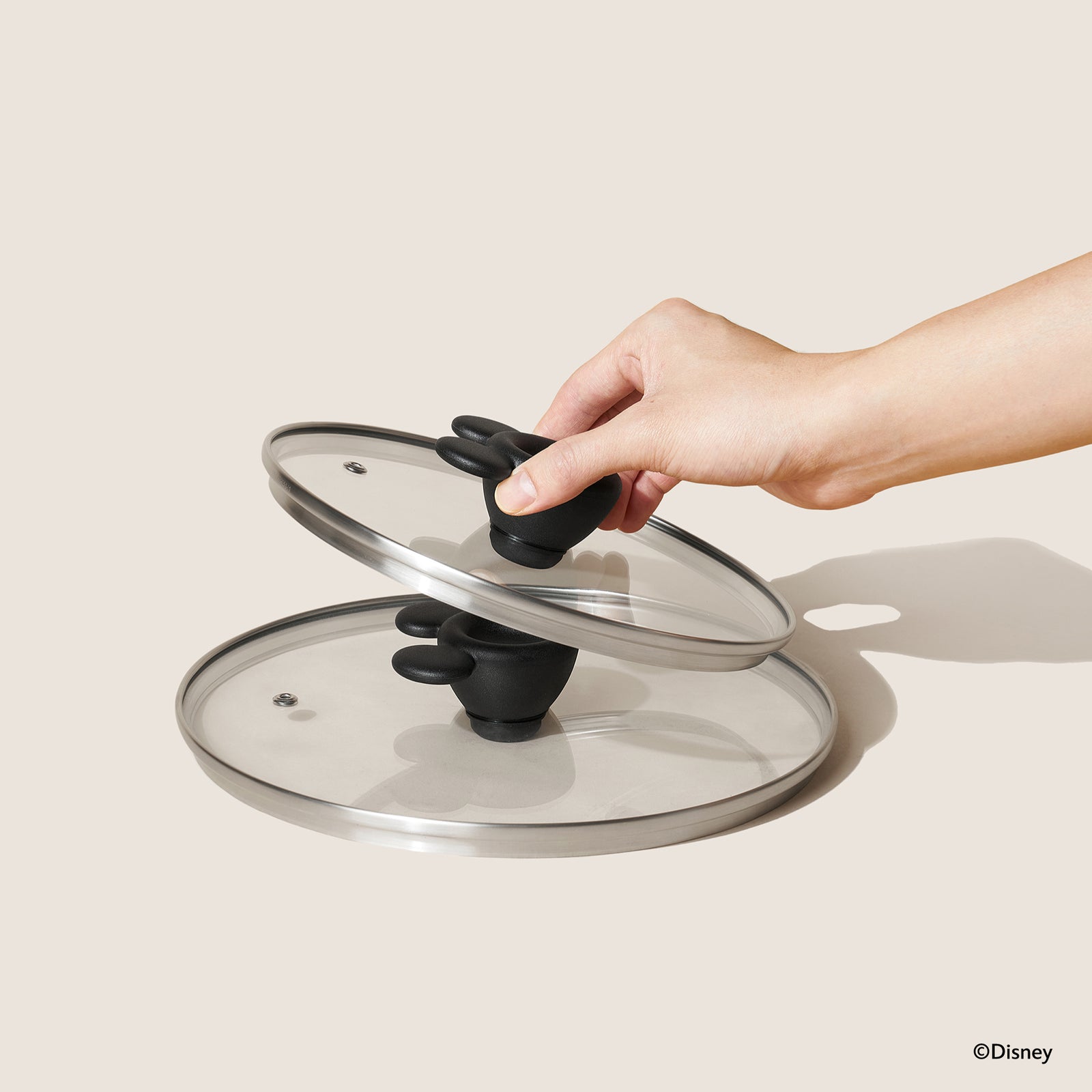 マイヤー　ミッキーエナメルキャストアイアンキャセロール　24cm ガラス蓋付き ケイさま専用 未使用マイヤーミッキーエナメルキャストアイアン
