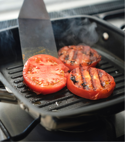 ヘルシー調理を支える、<br />
マイヤーのノンスティックシリーズ。